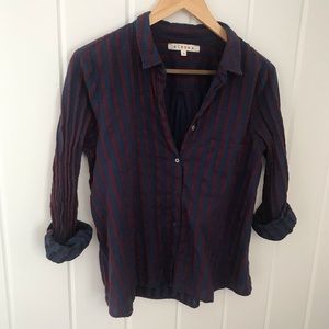 Xirena swing button down in Midnight Wine